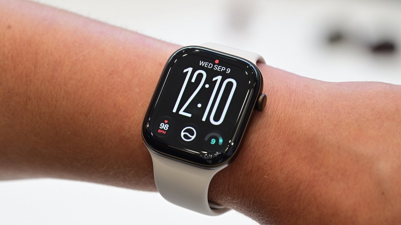 Apple Watch Series 12 正面显示效果