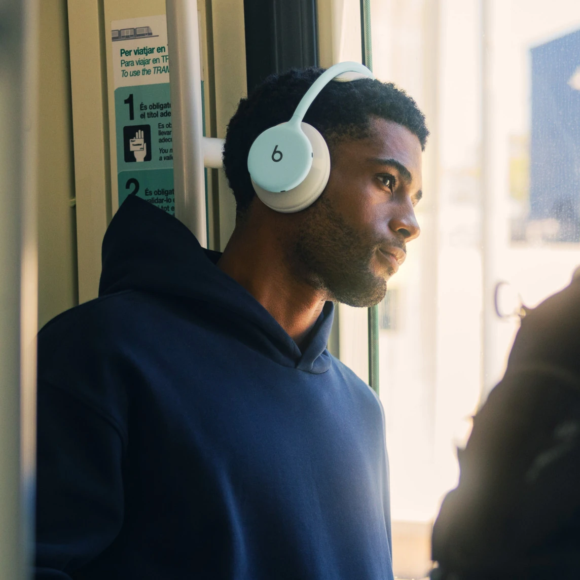Beats 360 耳机产品图